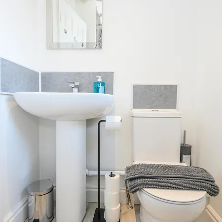 Headingley Hub - 8-bedroom For Large Groups - Pass The Keys