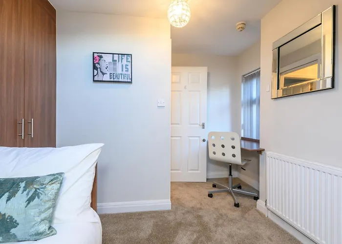 度假居 Headingley Hub - 8-bedroom For Large Groups - Pass The Keys *
