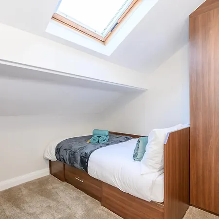 Headingley Hub - 8-bedroom For Large Groups - Pass The Keys Dom wakacyjny Leeds (West Yorkshire)