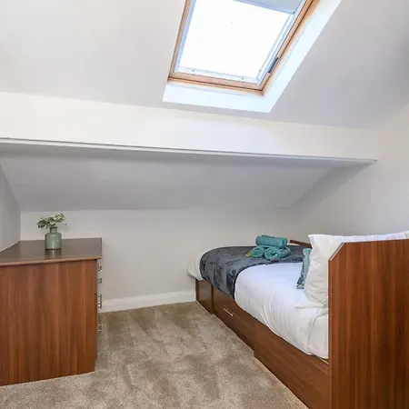 Dom wakacyjny Headingley Hub - 8-bedroom For Large Groups - Pass The Keys Leeds (West Yorkshire)